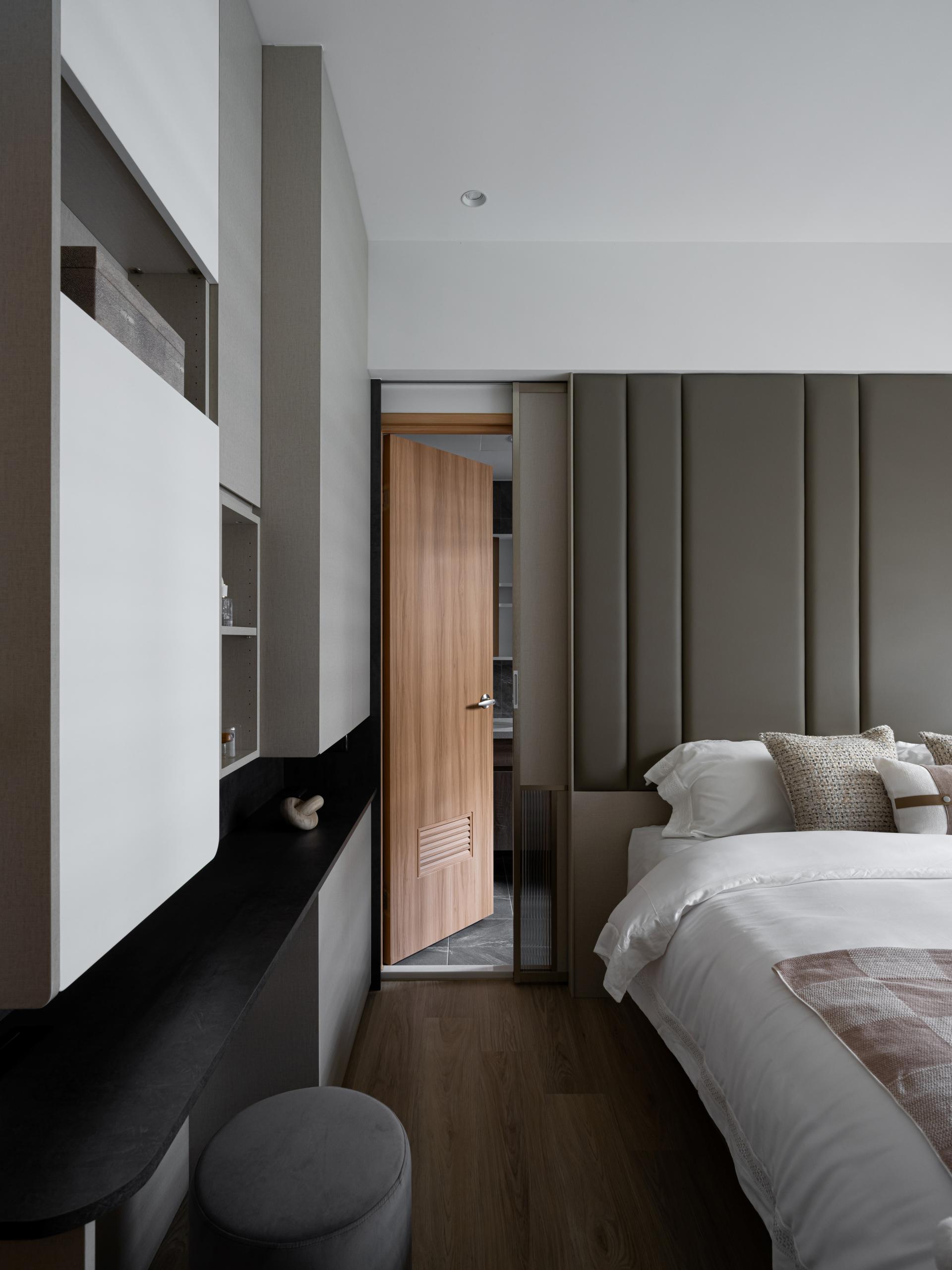 London Design Awards Winner - Veiled Order