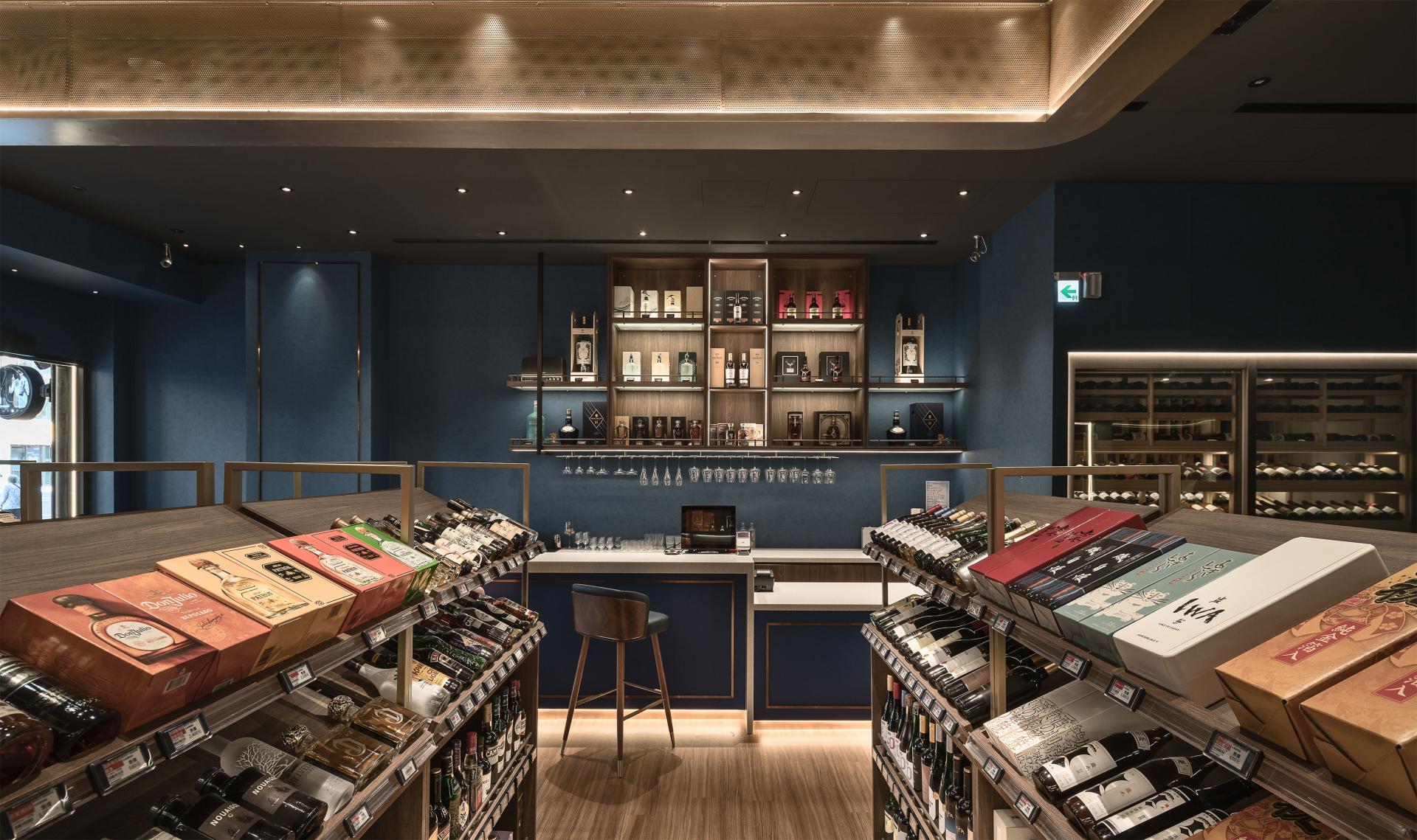 London Design Awards Winner - Liquor Explorer | Hybrid Commercial Space