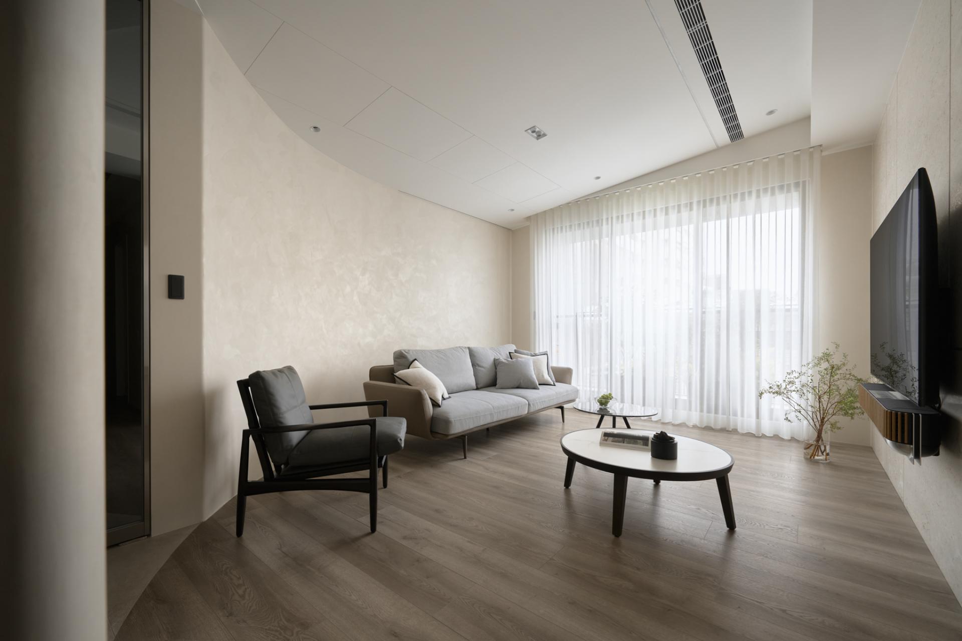 London Design Awards Winner - Winding Prelude