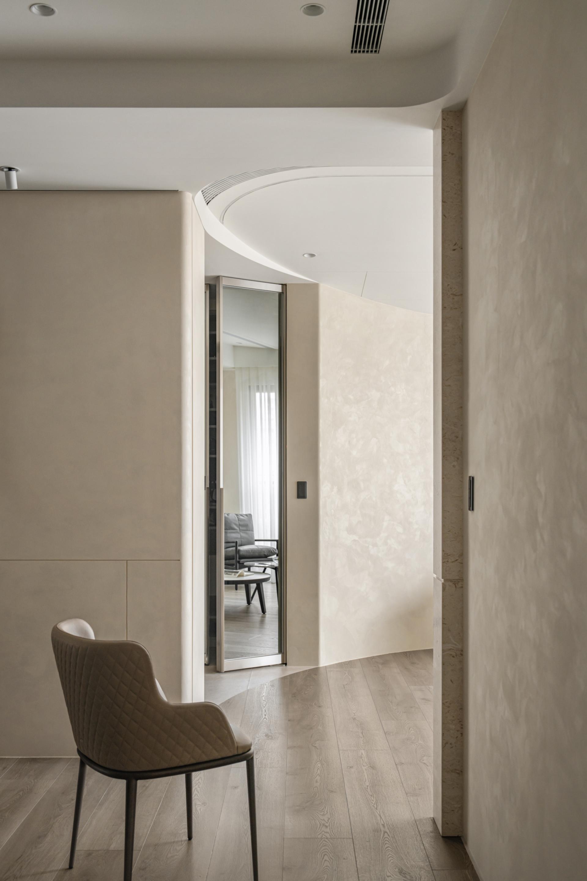 London Design Awards Winner - Winding Prelude