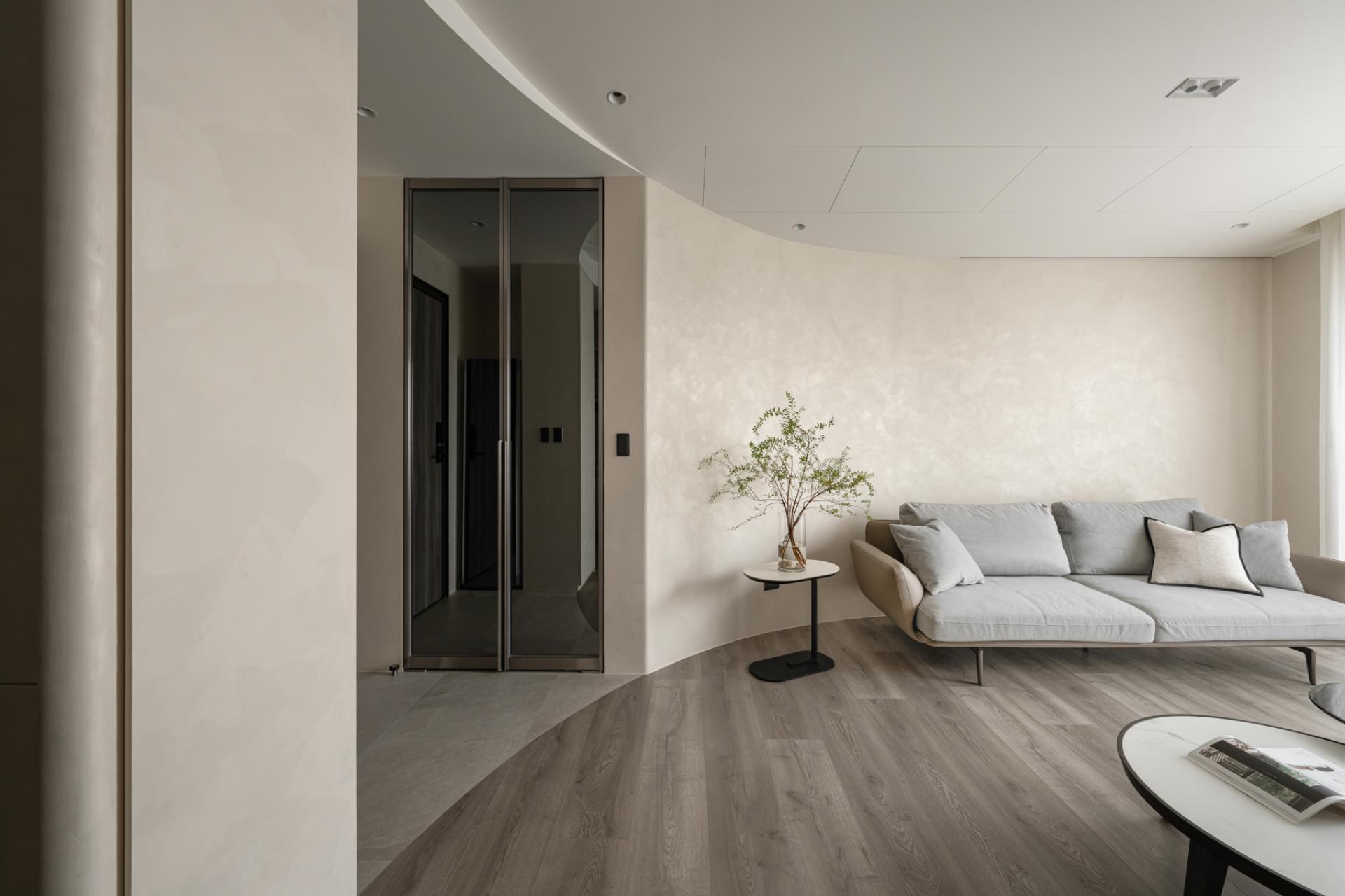 London Design Awards Winner - Winding Prelude