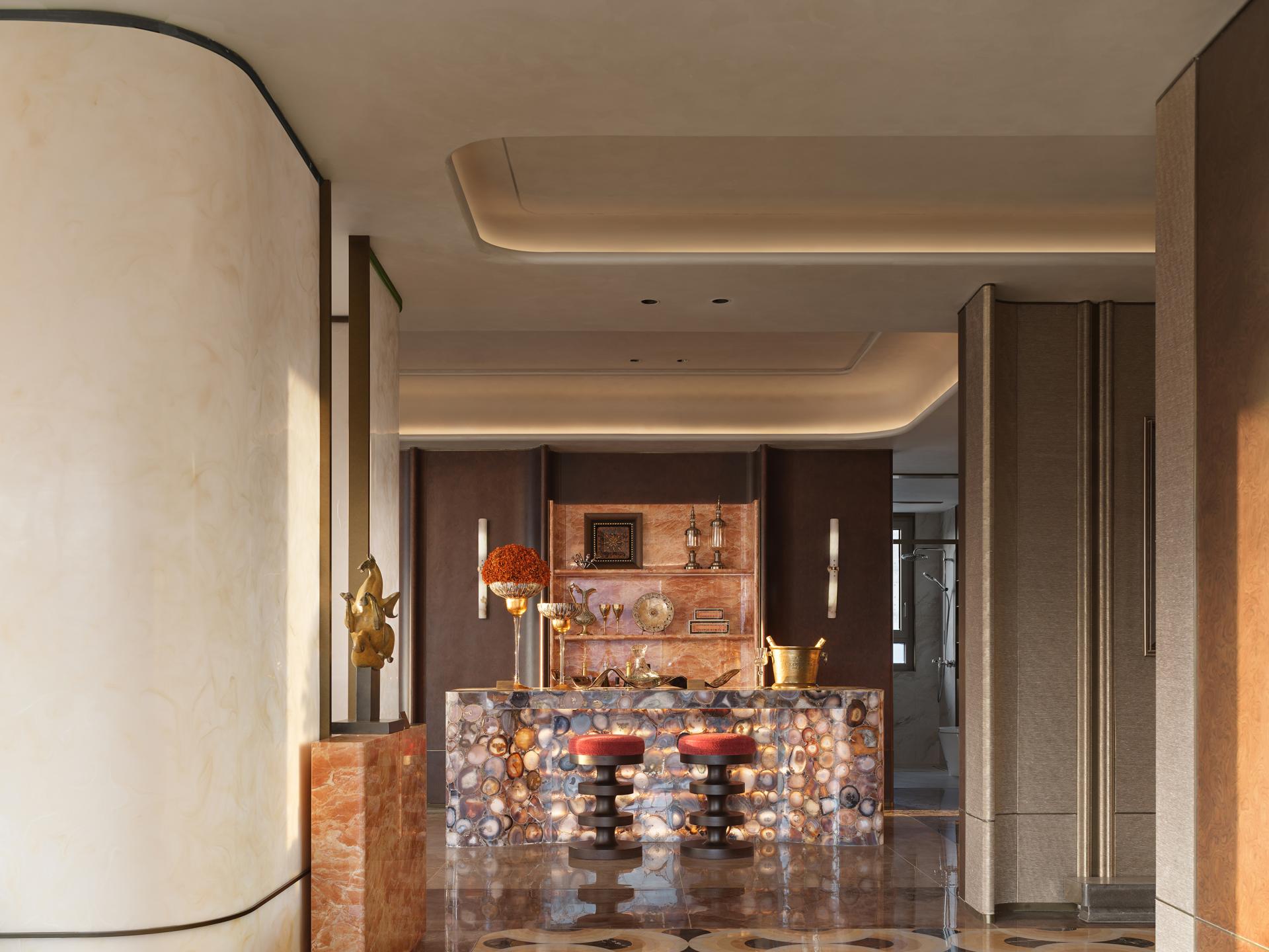 London Design Awards Winner - THE PARAGON