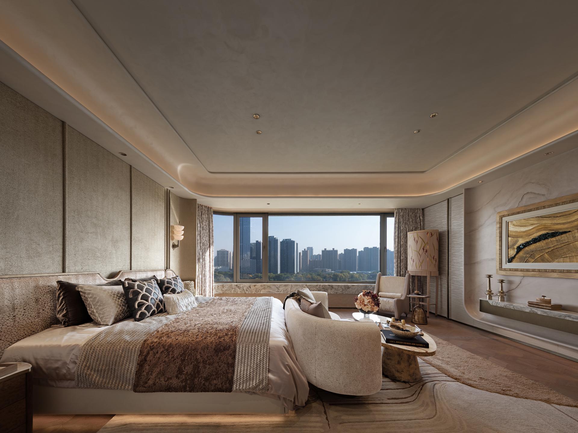 London Design Awards Winner - THE PARAGON