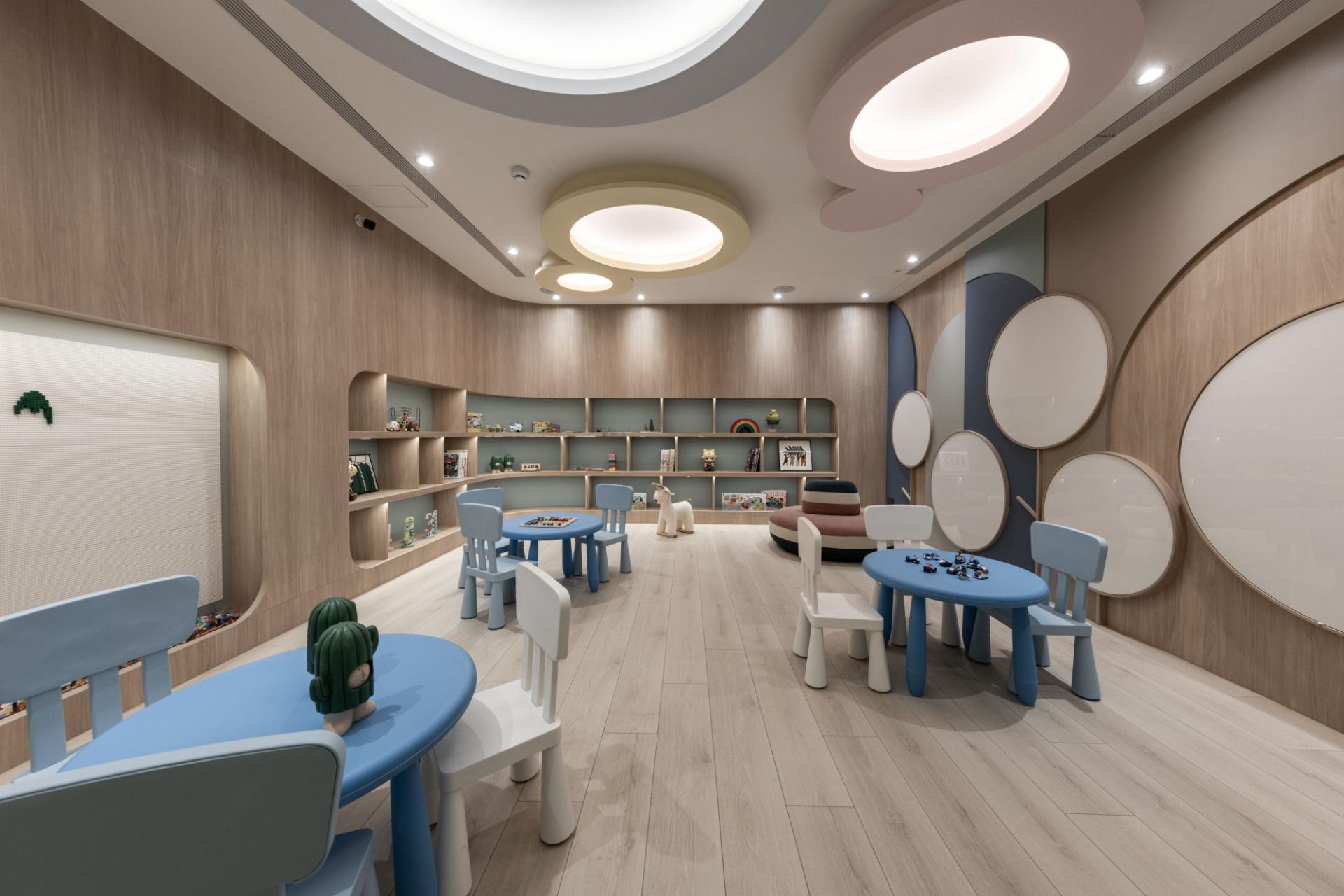 London Design Awards Winner - Art Dwells in Nature