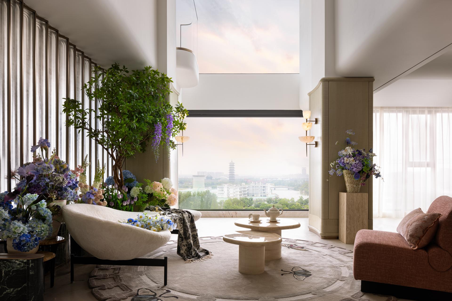 London Design Awards Winner - THE PARAGON