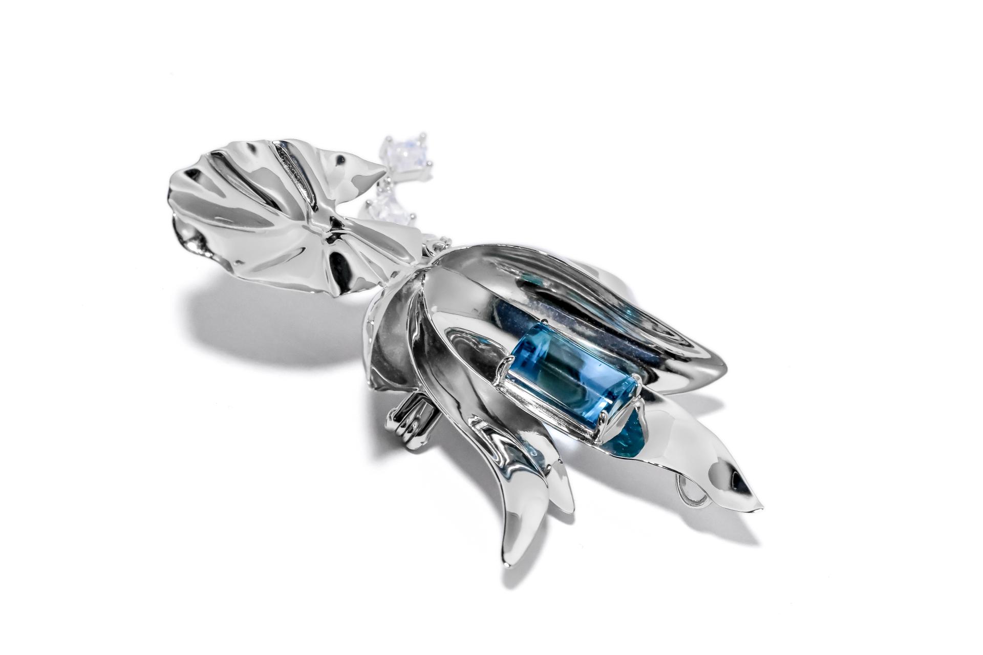 London Design Awards Winner - Lotus