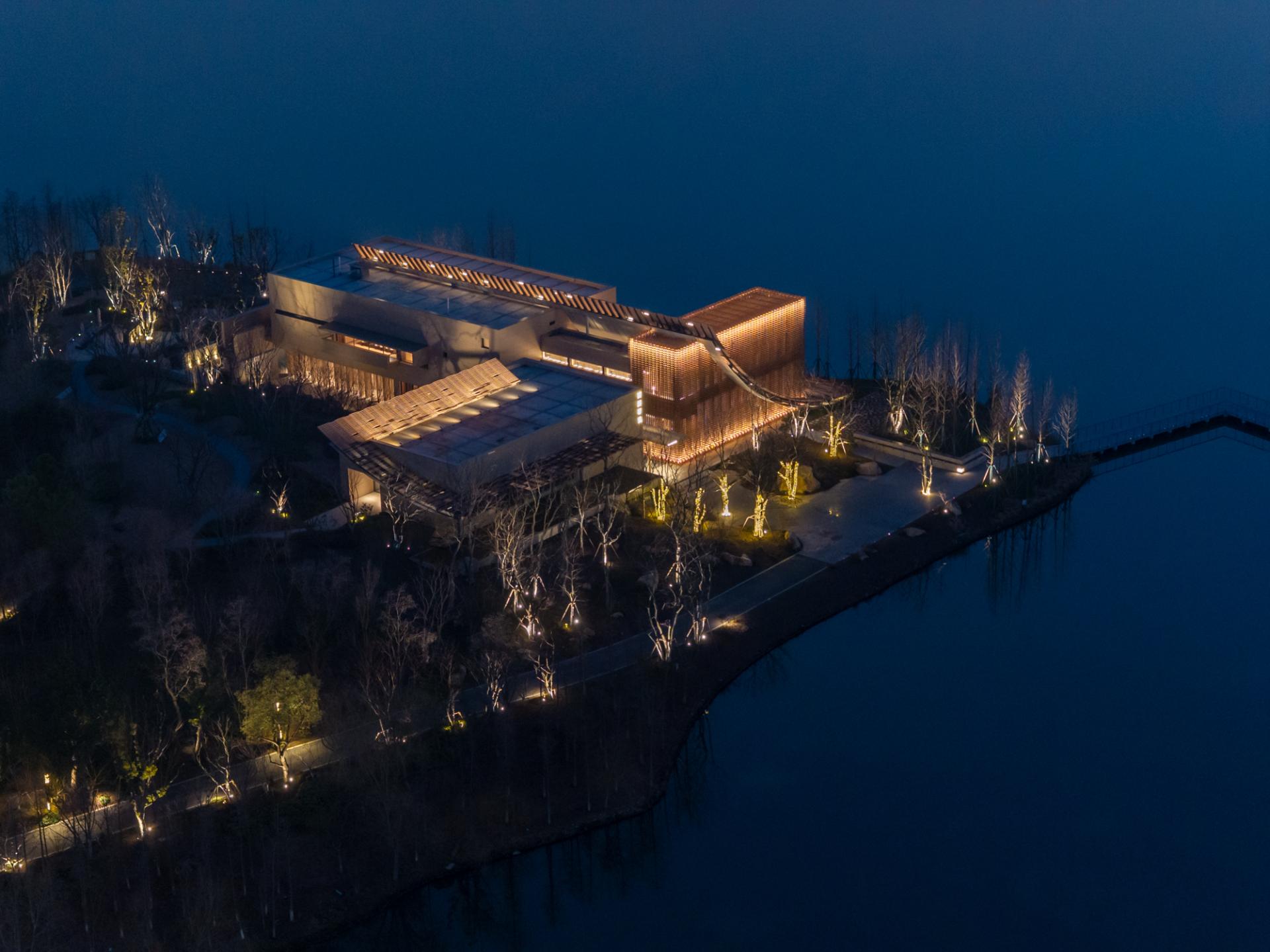 London Design Awards Winner - Zilang Lake Pavilion | Light Grown from Structure