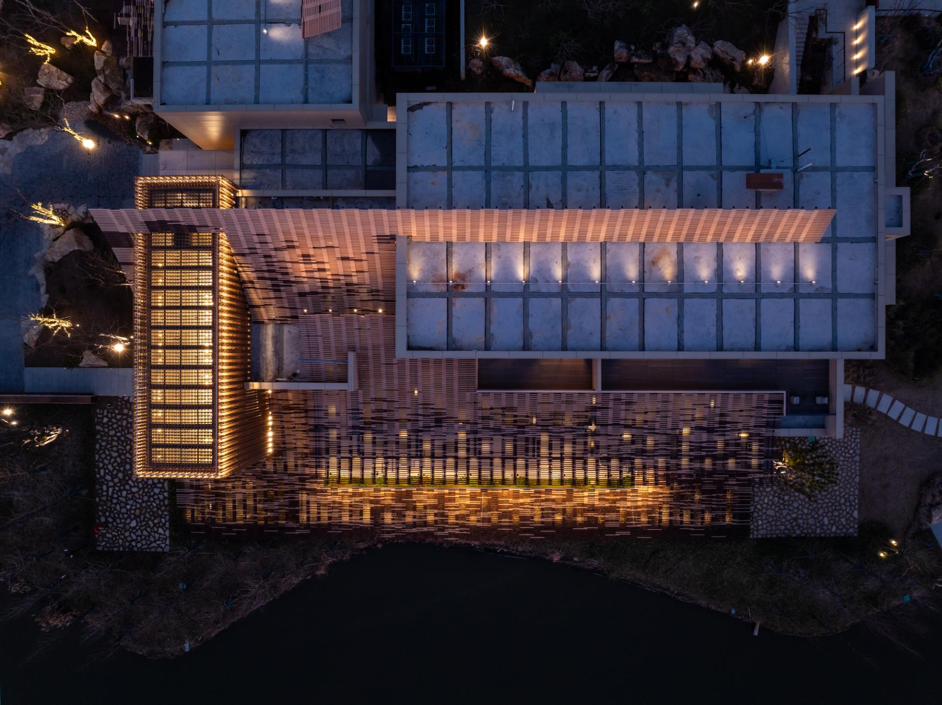 London Design Awards Winner - Zilang Lake Pavilion | Light Grown from Structure