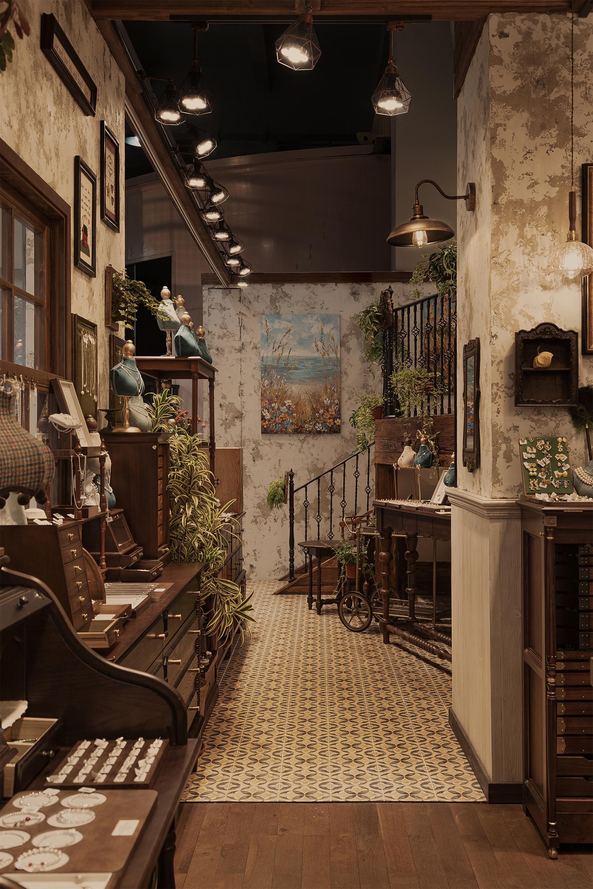 London Design Awards Winner - CHANANG