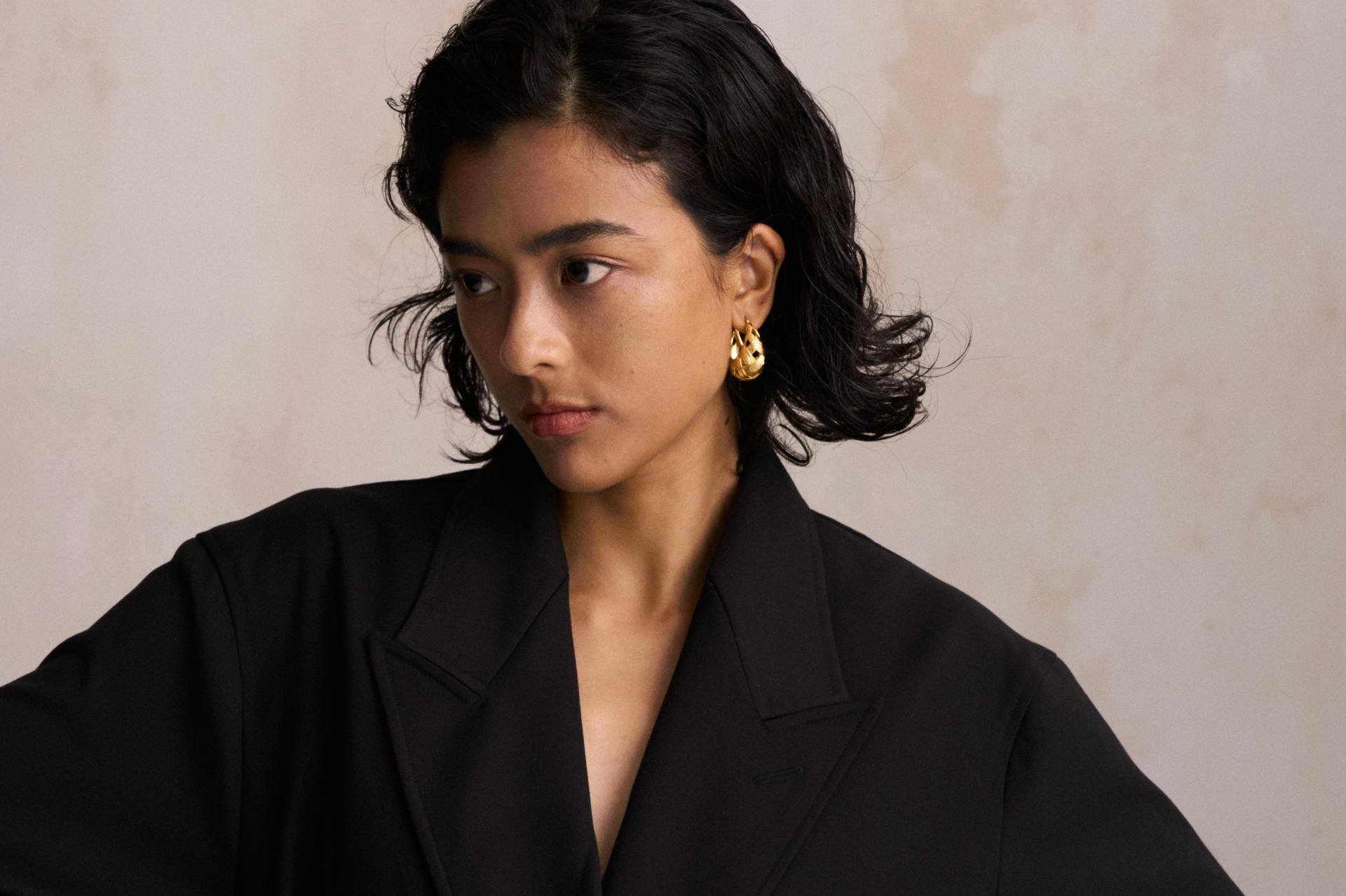 London Design Awards Winner - Manhattan Brushed Openwork Woven Gold-Plated Earrings