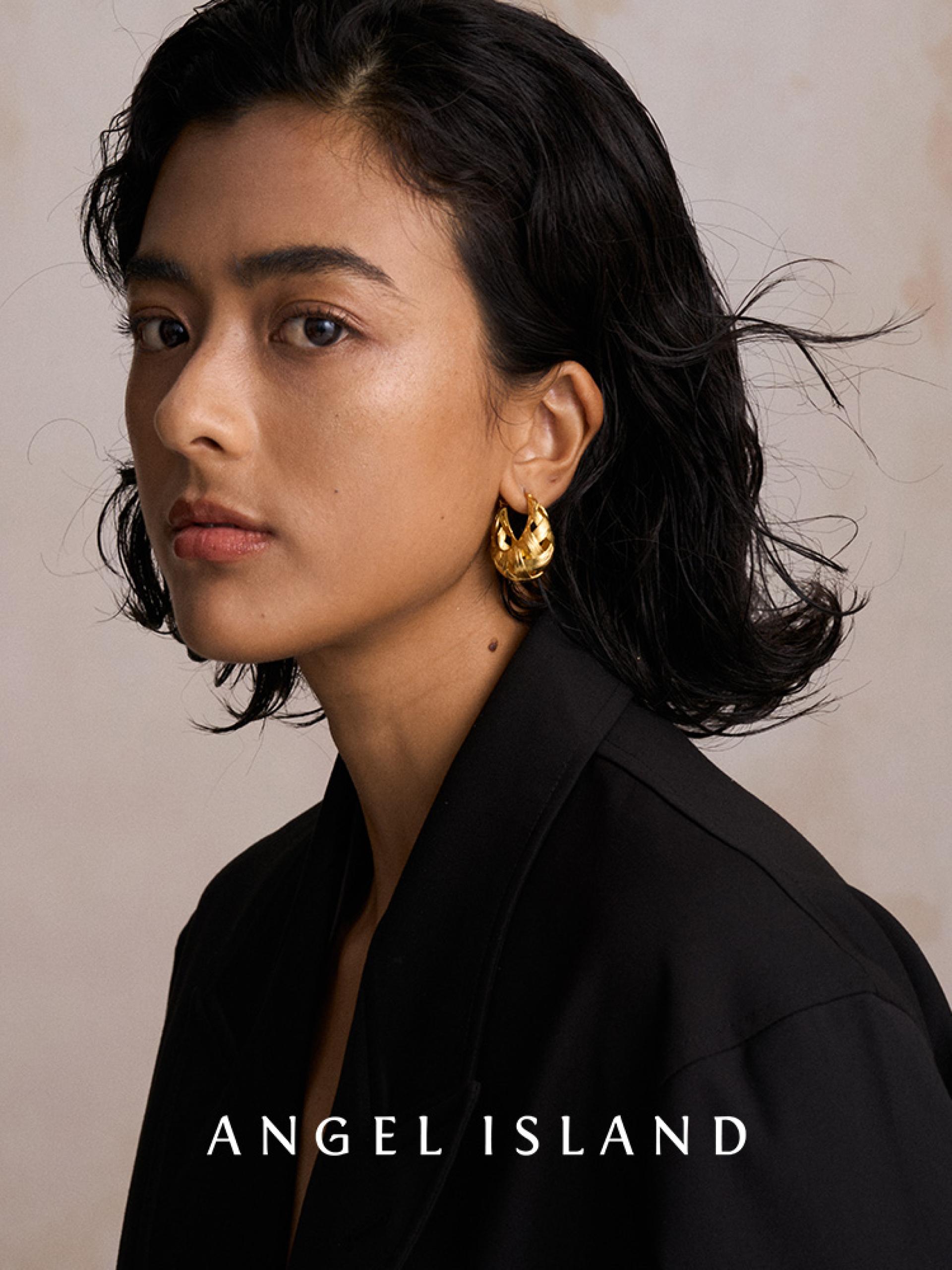 London Design Awards Winner - Manhattan Brushed Openwork Woven Gold-Plated Earrings