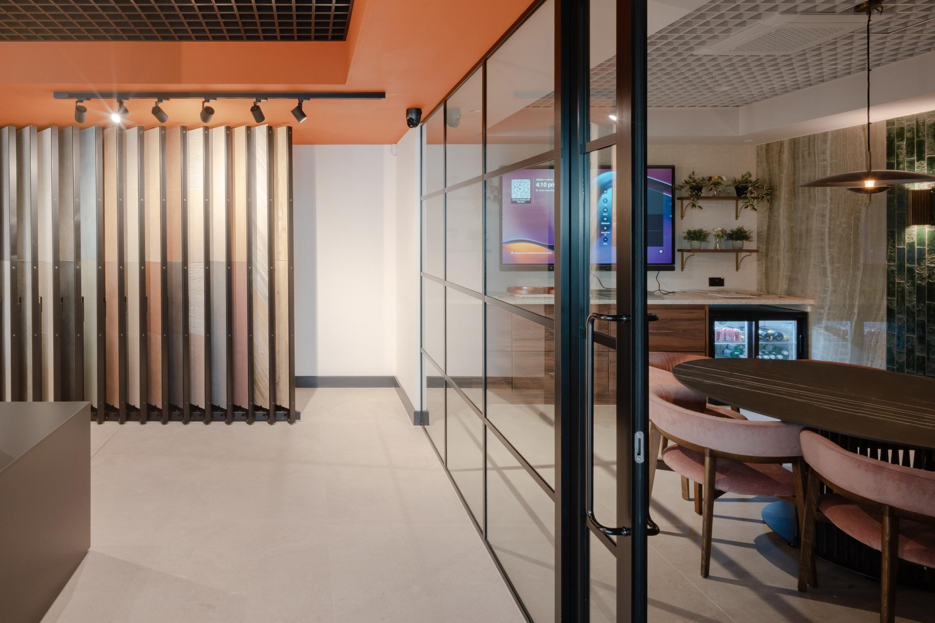 London Design Awards Winner - 2G Design & Build x Solus