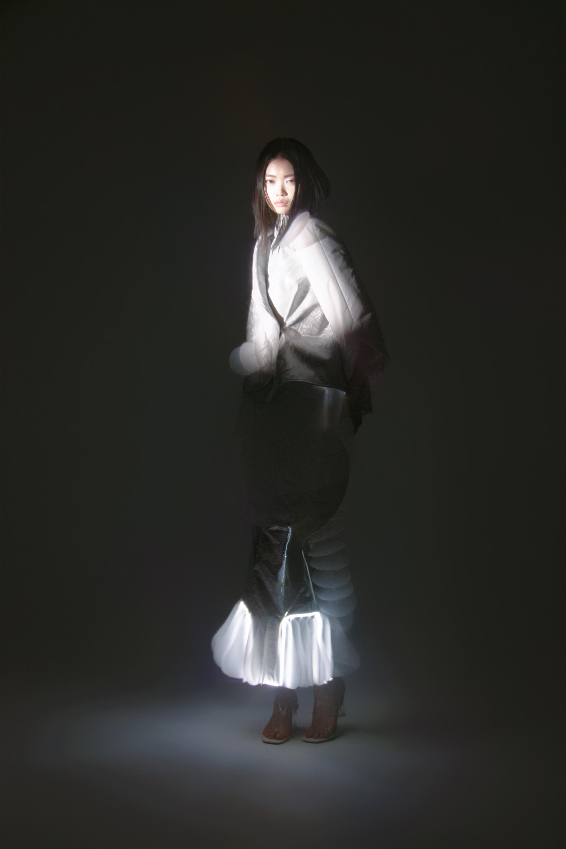 London Design Awards Winner - Out of Focus Glow