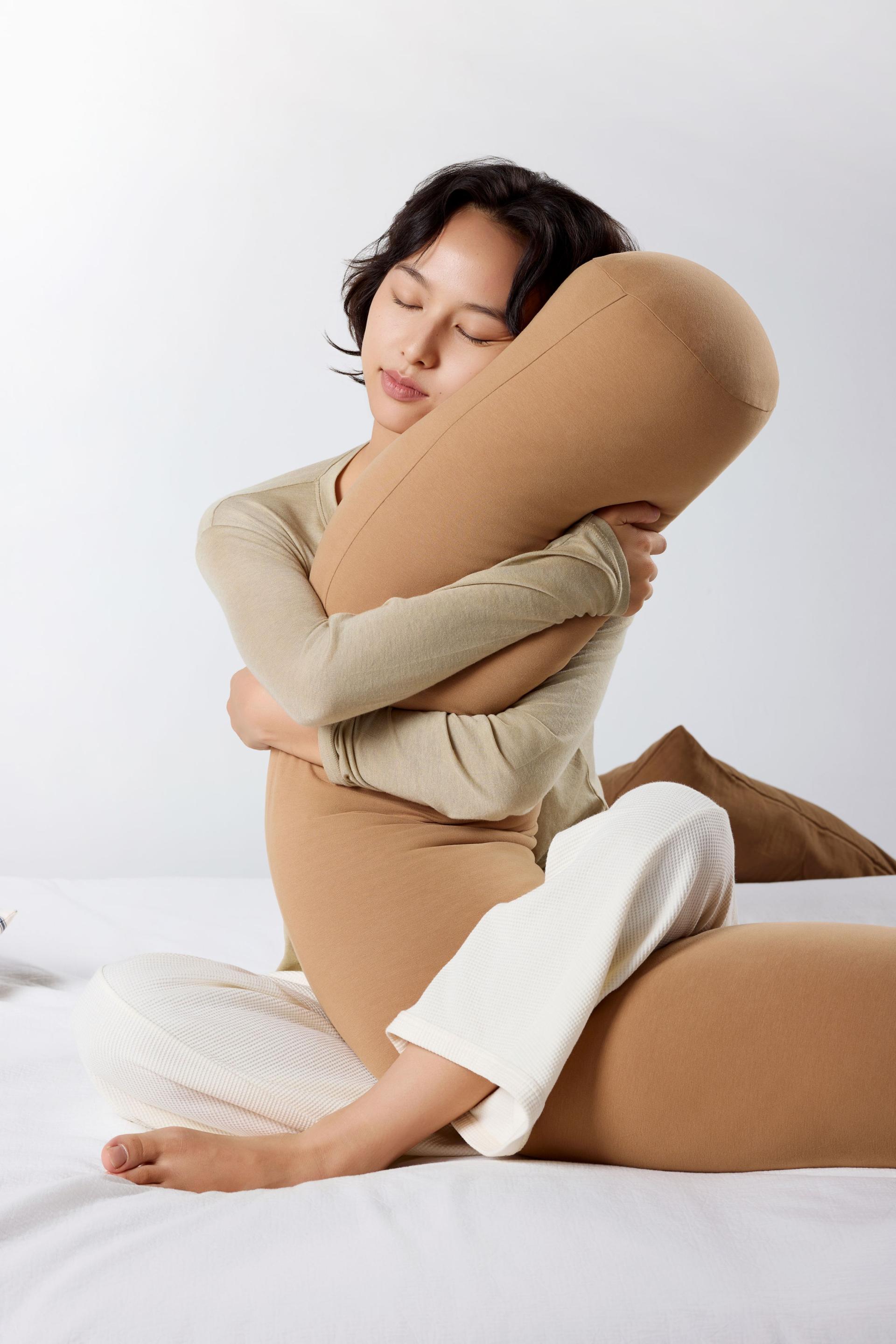 London Design Awards Winner - NazzleNest FlowForm Pillow
