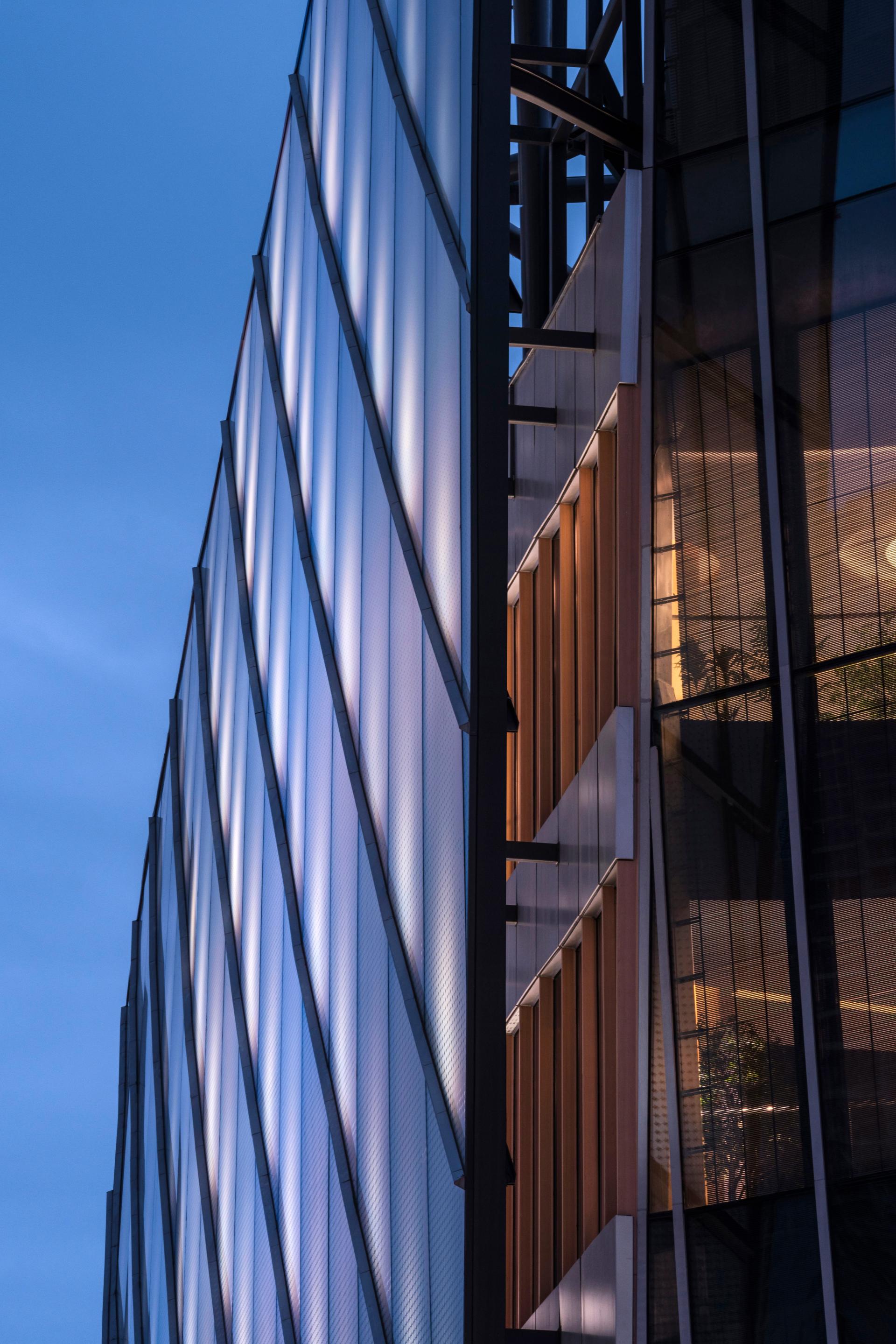 London Design Awards Winner - Wenchong Urban Renewal Exhibition Hall | Illuminating Mariti