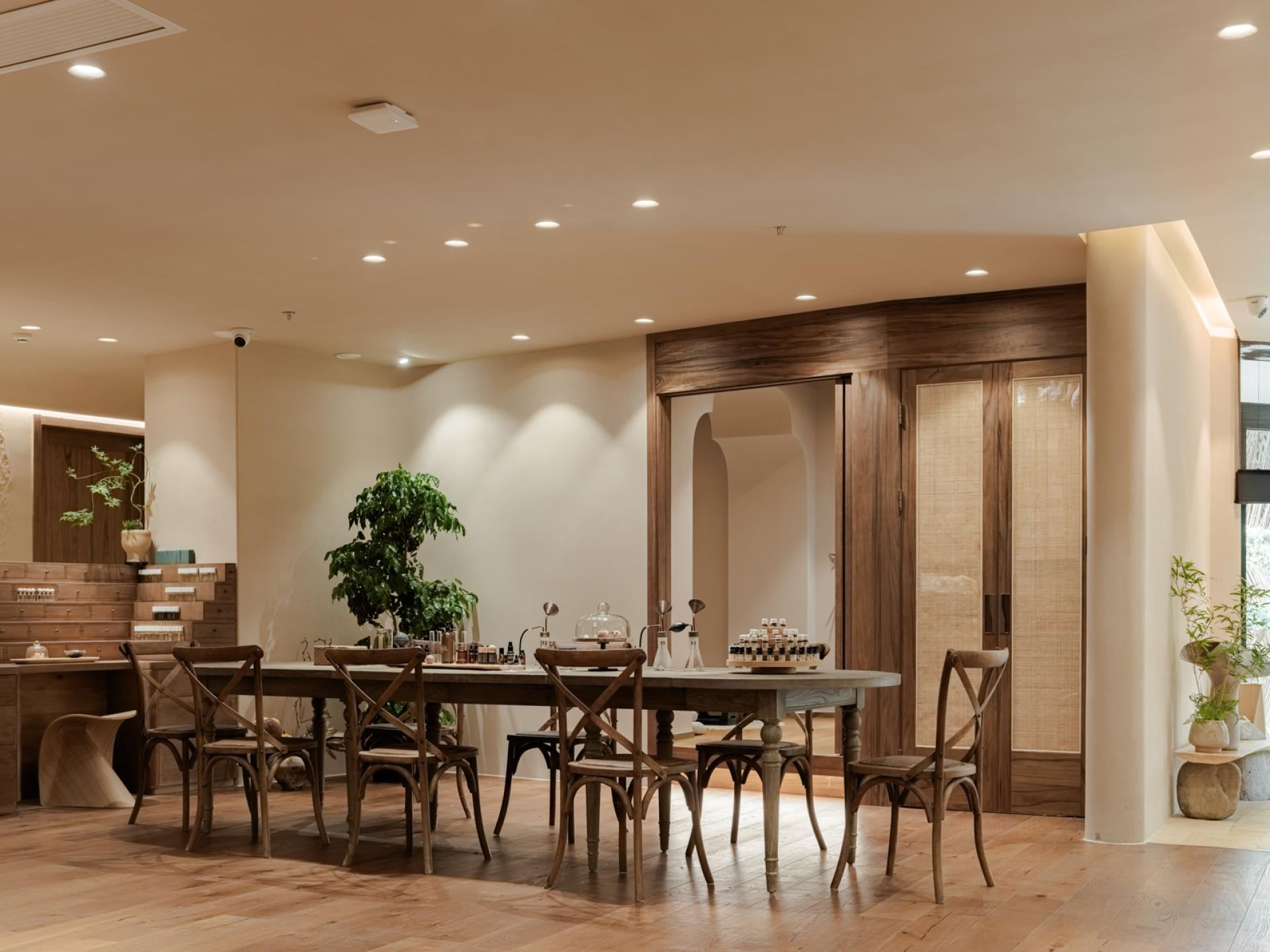 London Design Awards Winner - Shan Jue