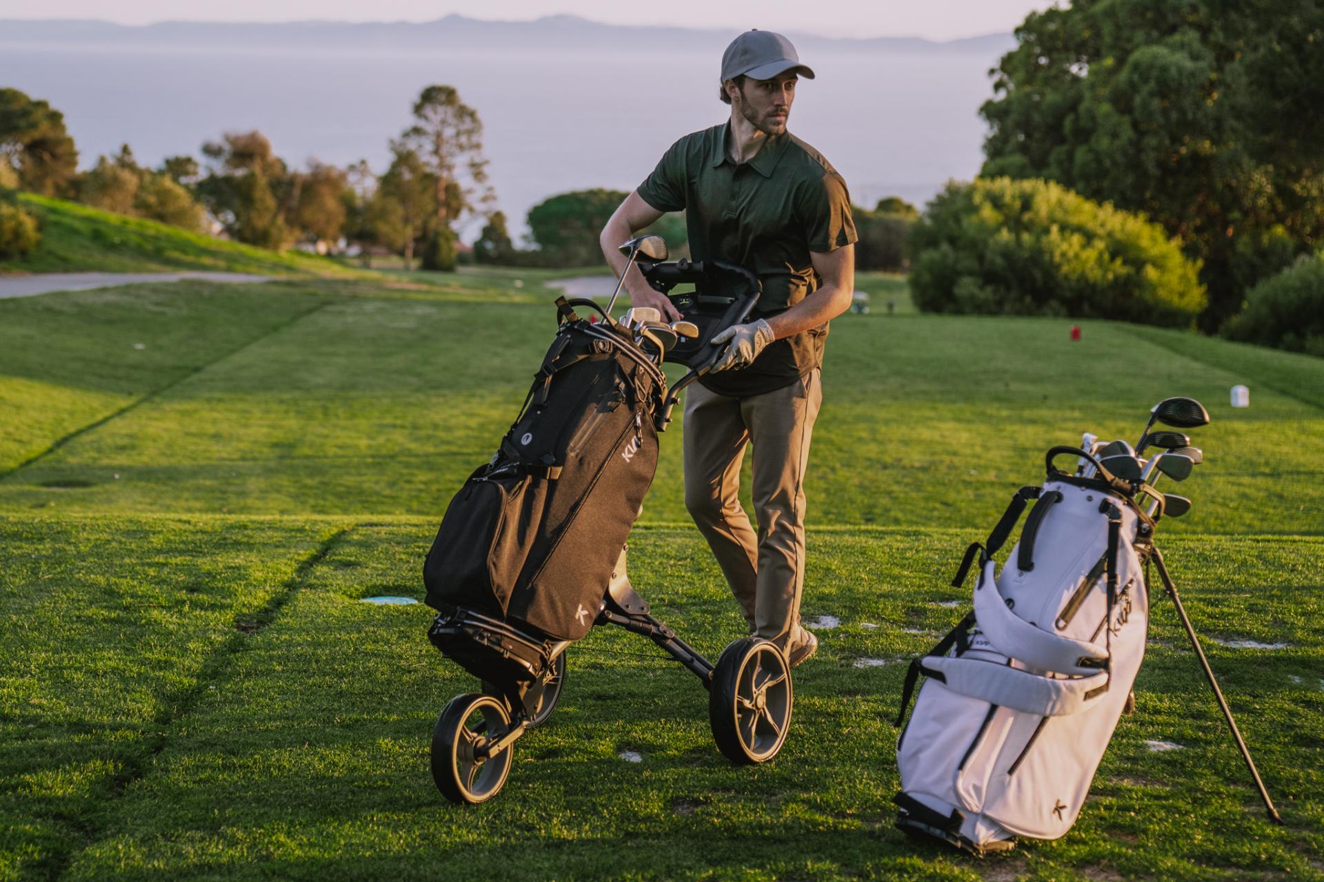 London Design Awards Winner - KVV Lightweight Golf Stand Bag