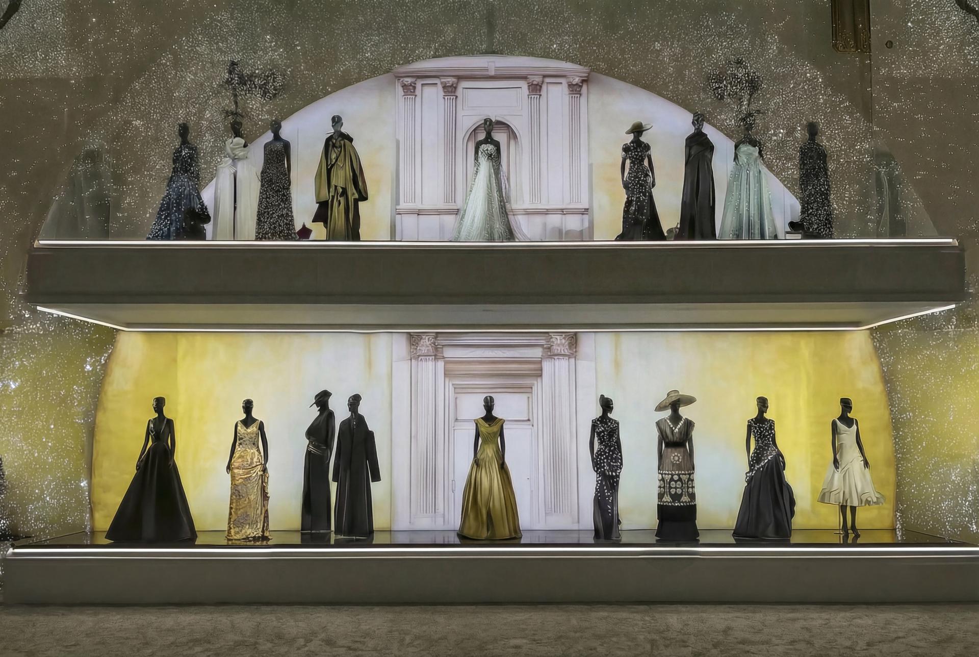 London Design Awards Winner - THE POIRET DREAM