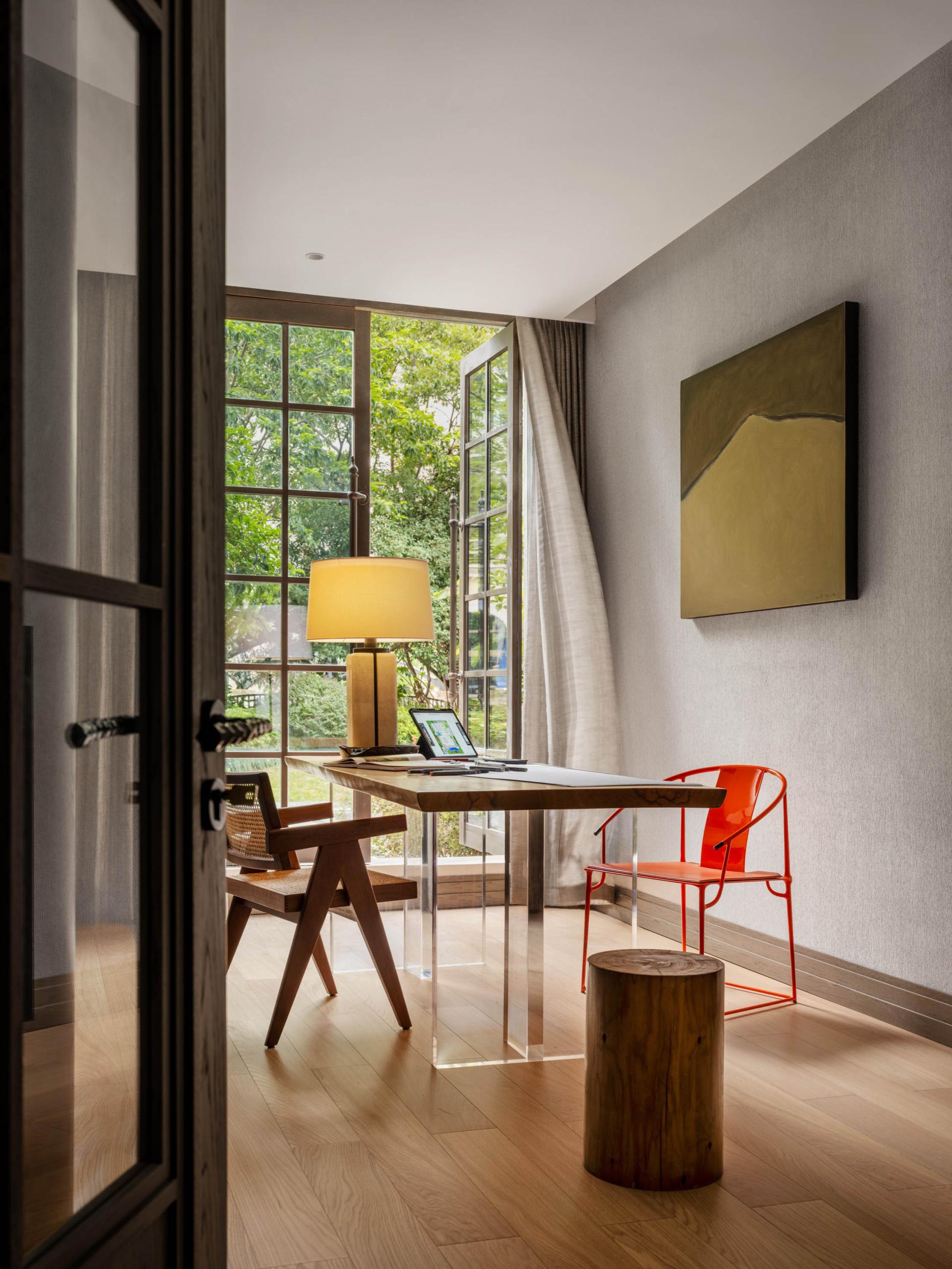 London Design Awards Winner - P&H Team House