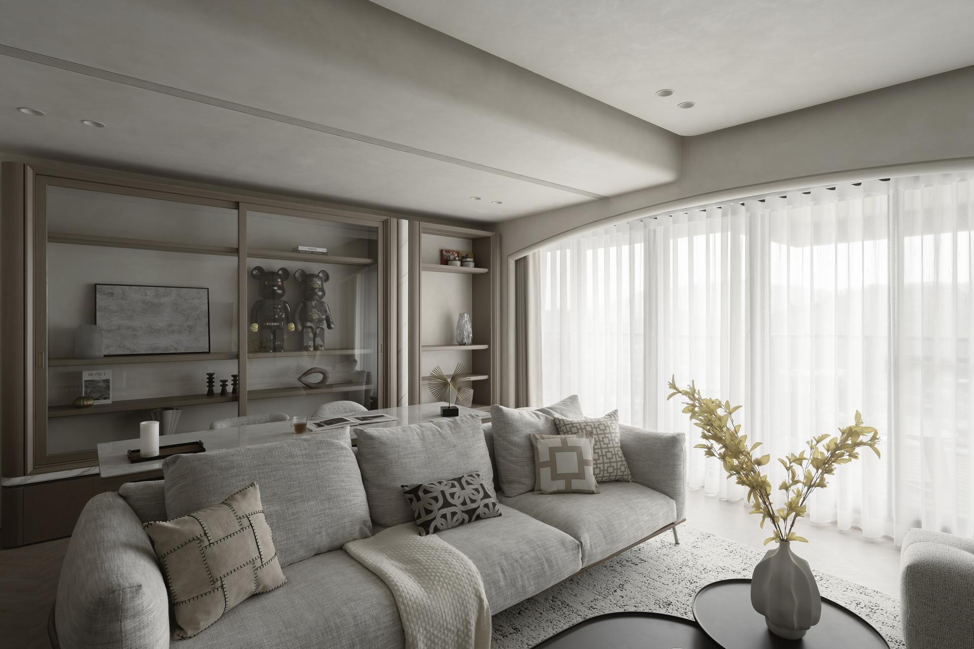 London Design Awards Winner - Misty Glow