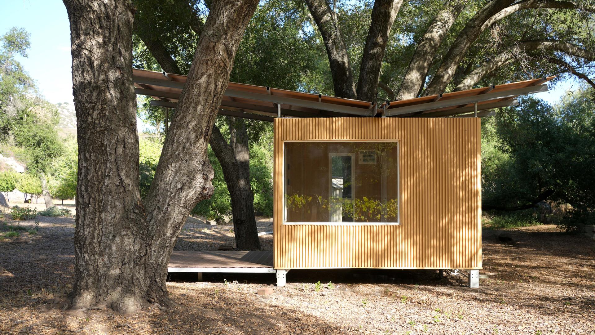 London Design Awards Winner -  Vineyard Nomad