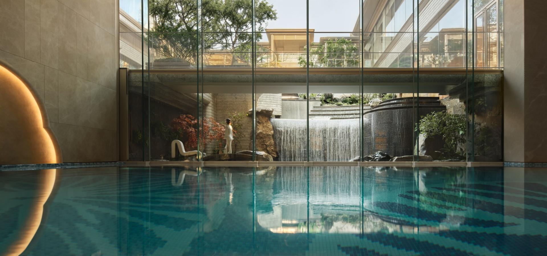 London Design Awards Winner - EMERALD VILLA