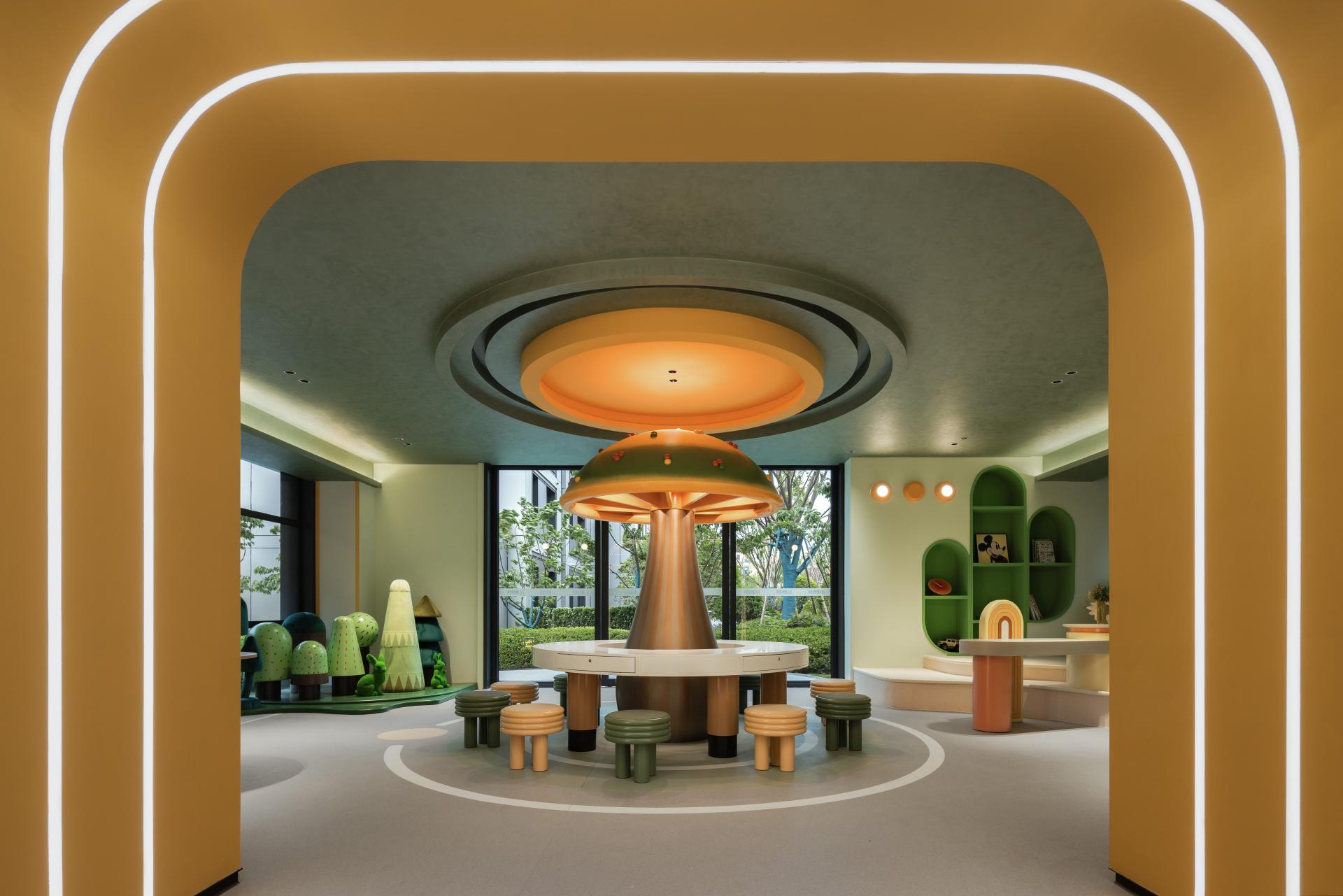 London Design Awards Winner - Honor Mansion Open Floor