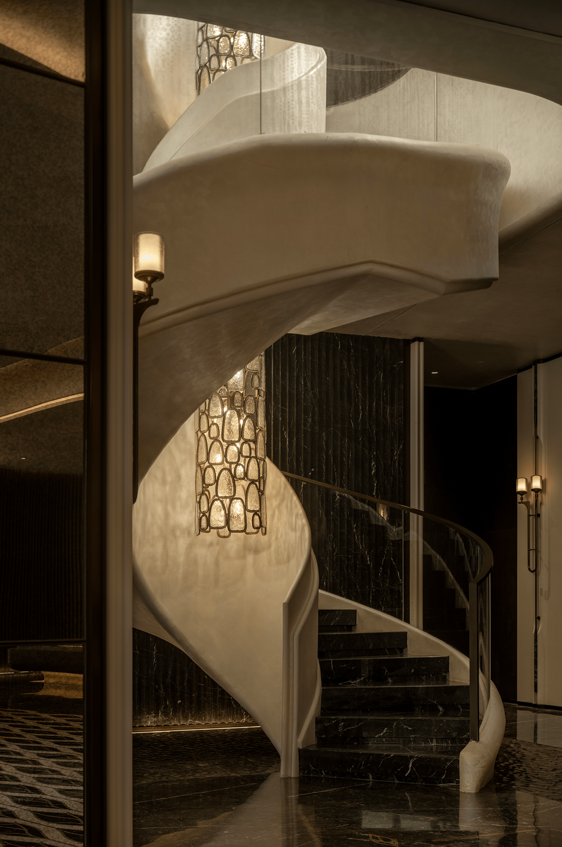 London Design Awards Winner - CREC SELECT