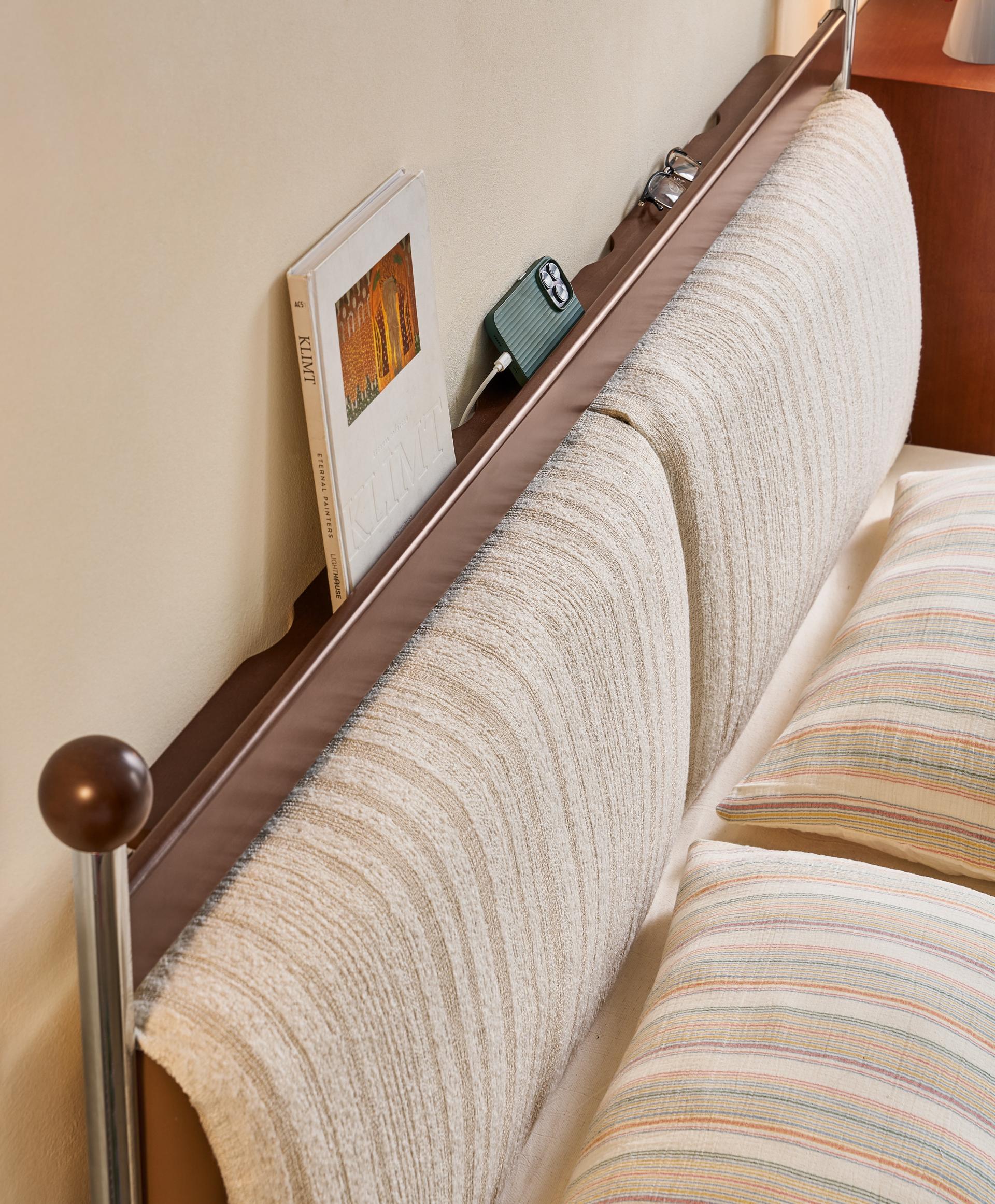 London Design Awards Winner - Mianyun Bed