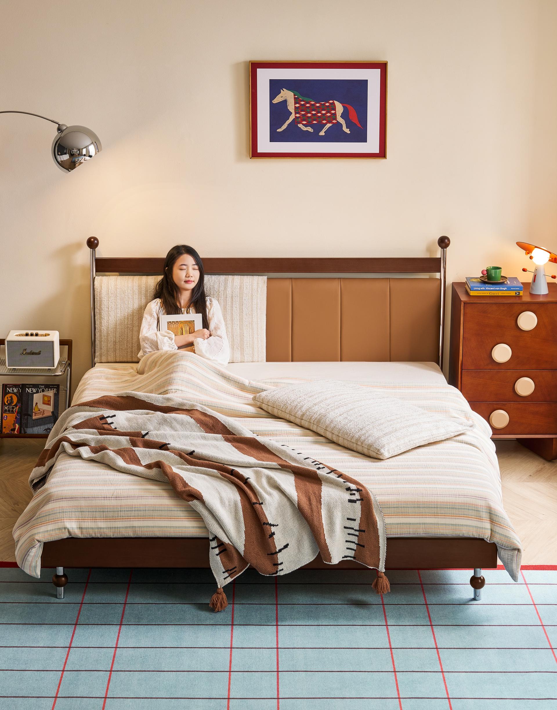 London Design Awards Winner - Mianyun Bed