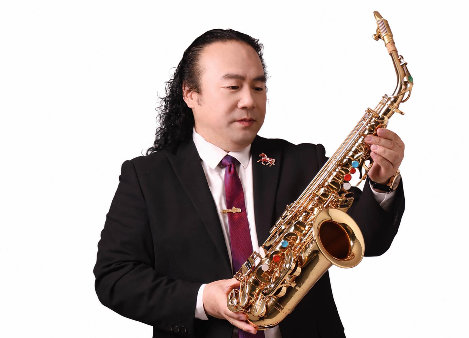 London Design Awards Winner - Lige Five Elements Saxophone