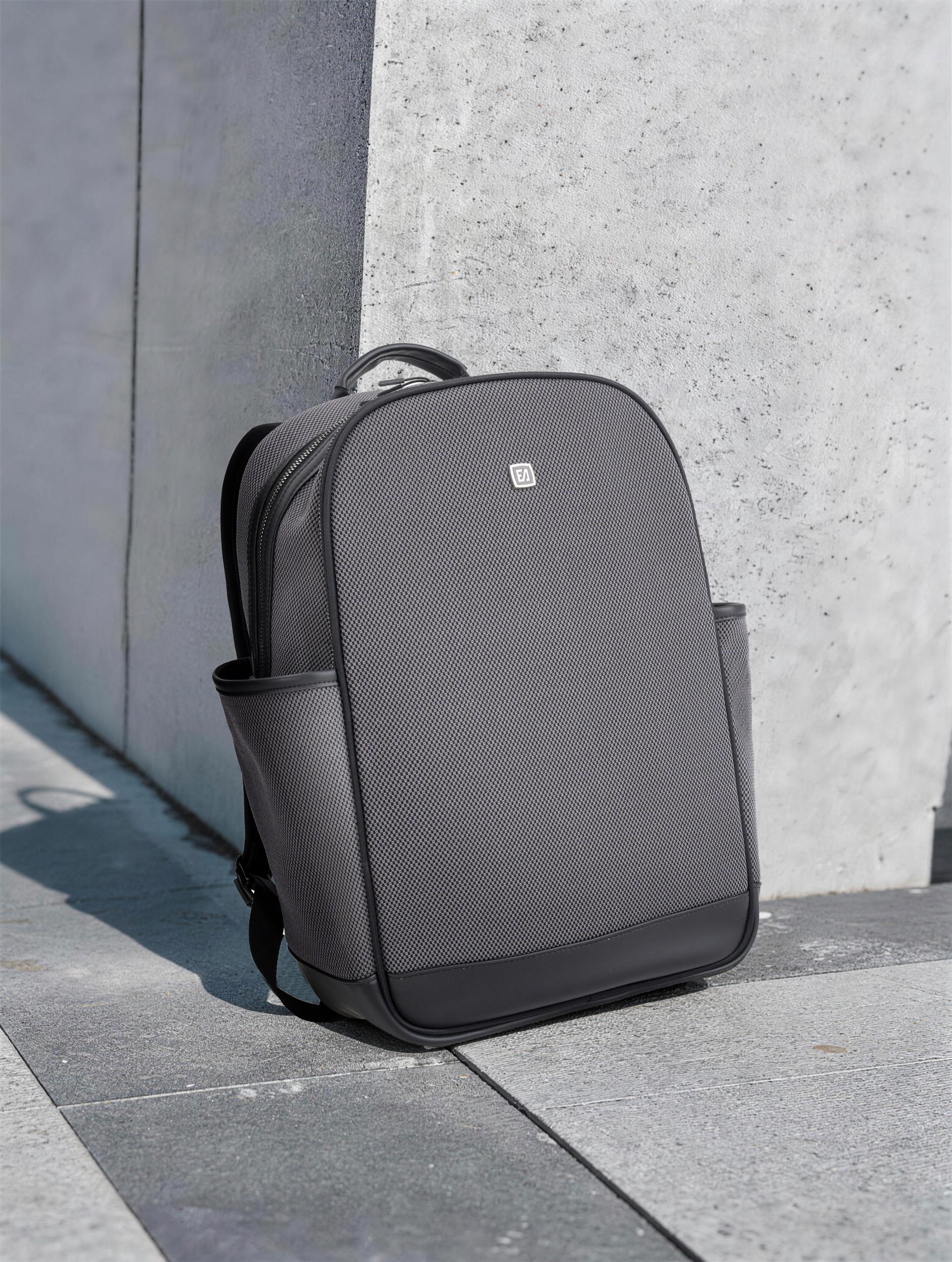 London Design Awards Winner - Ever Advanced Knit Zipper Backpack