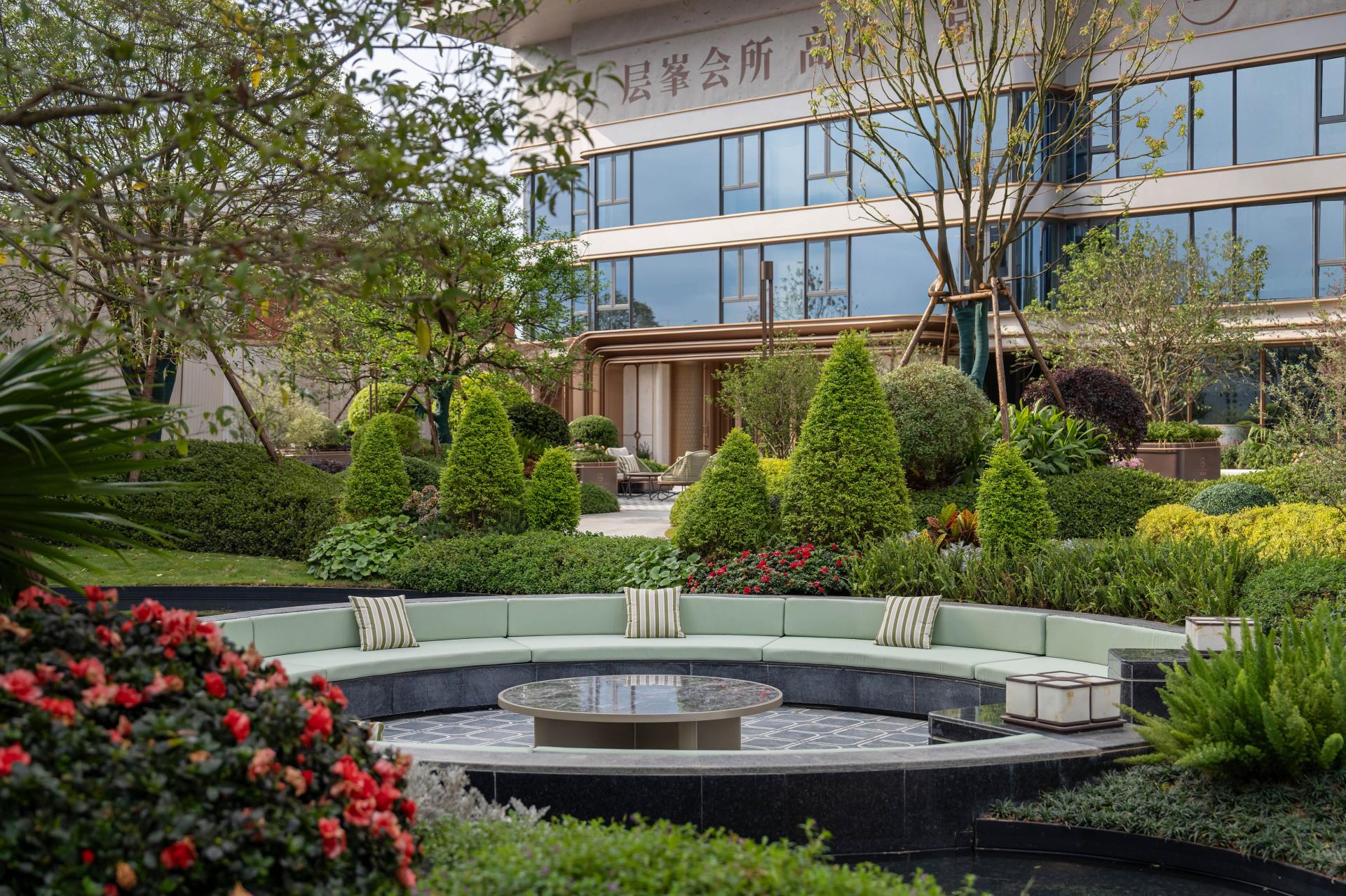 London Design Awards Winner - Landscape Design of Nanchang Chaoyang Yunqi Project