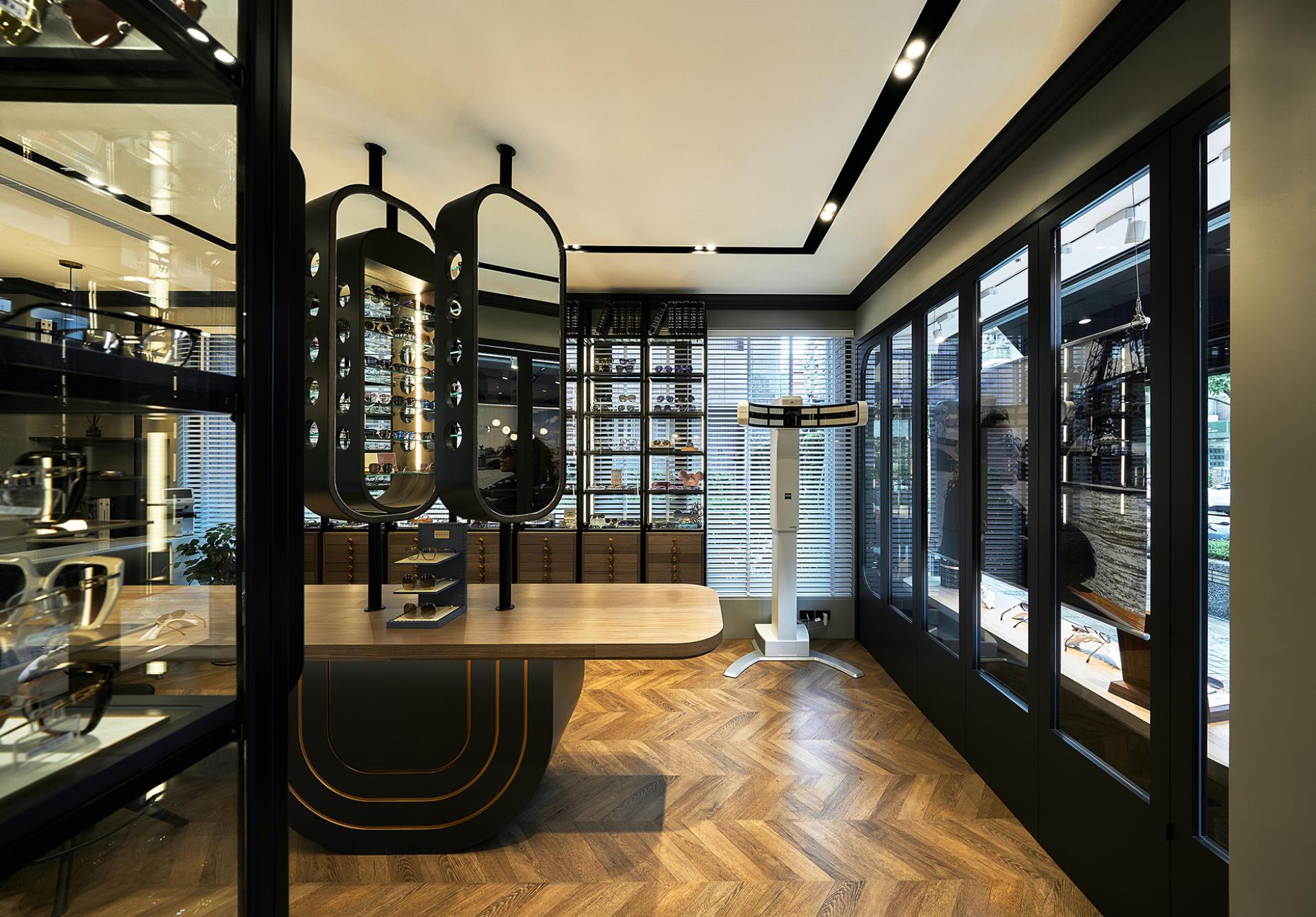 London Design Awards Winner - Moments in Reflection