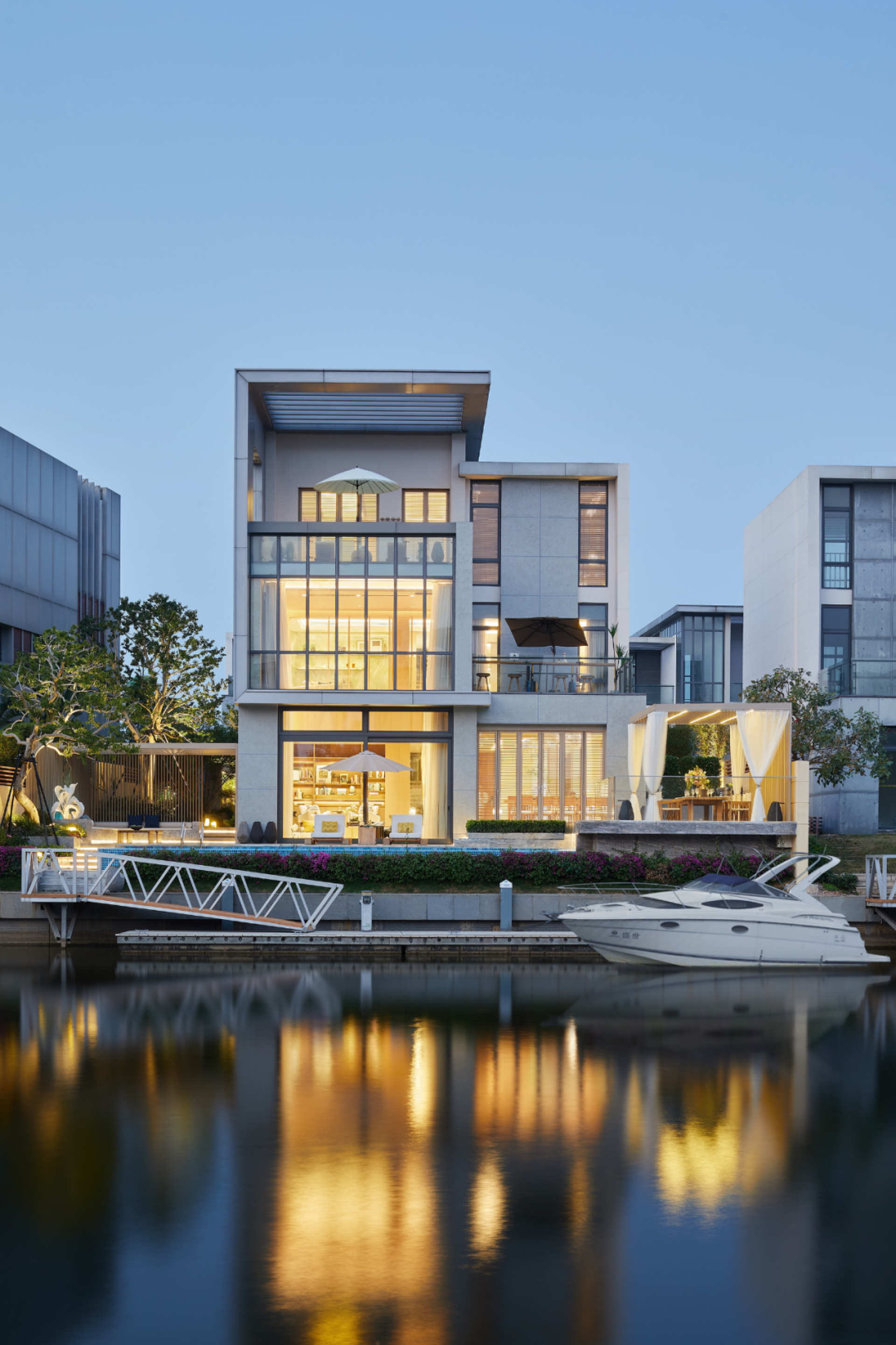 London Design Awards Winner - Longfor Zhongshan Tianlang Bay Villa