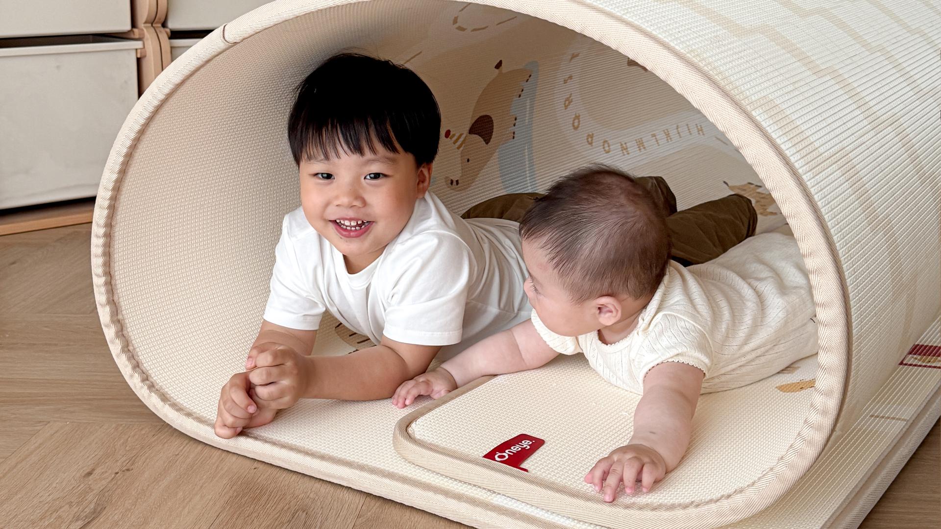 London Design Awards Winner - Oneye Baby Play Mat