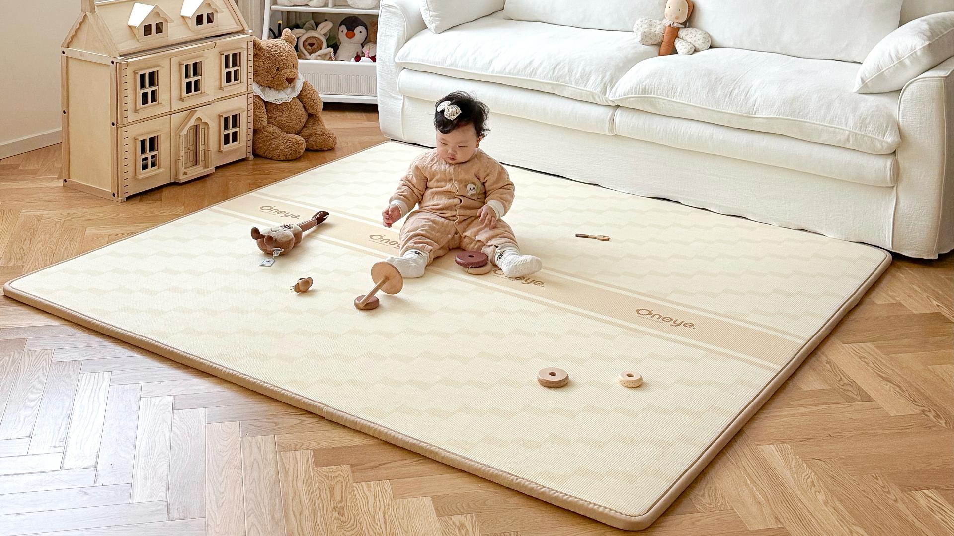 London Design Awards Winner - Oneye Baby Play Mat