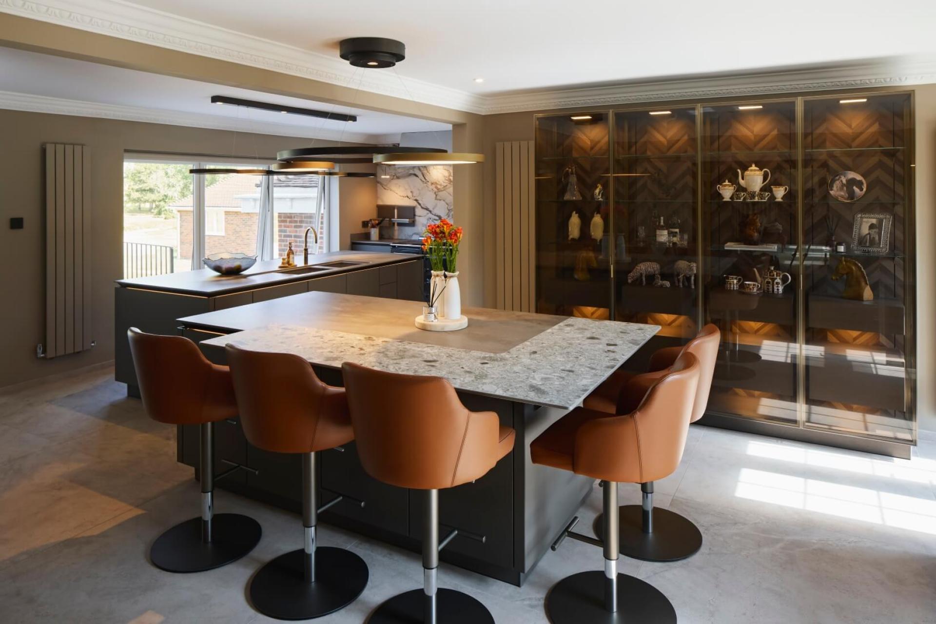 London Design Awards Winner - Sway Country Home Kitchen