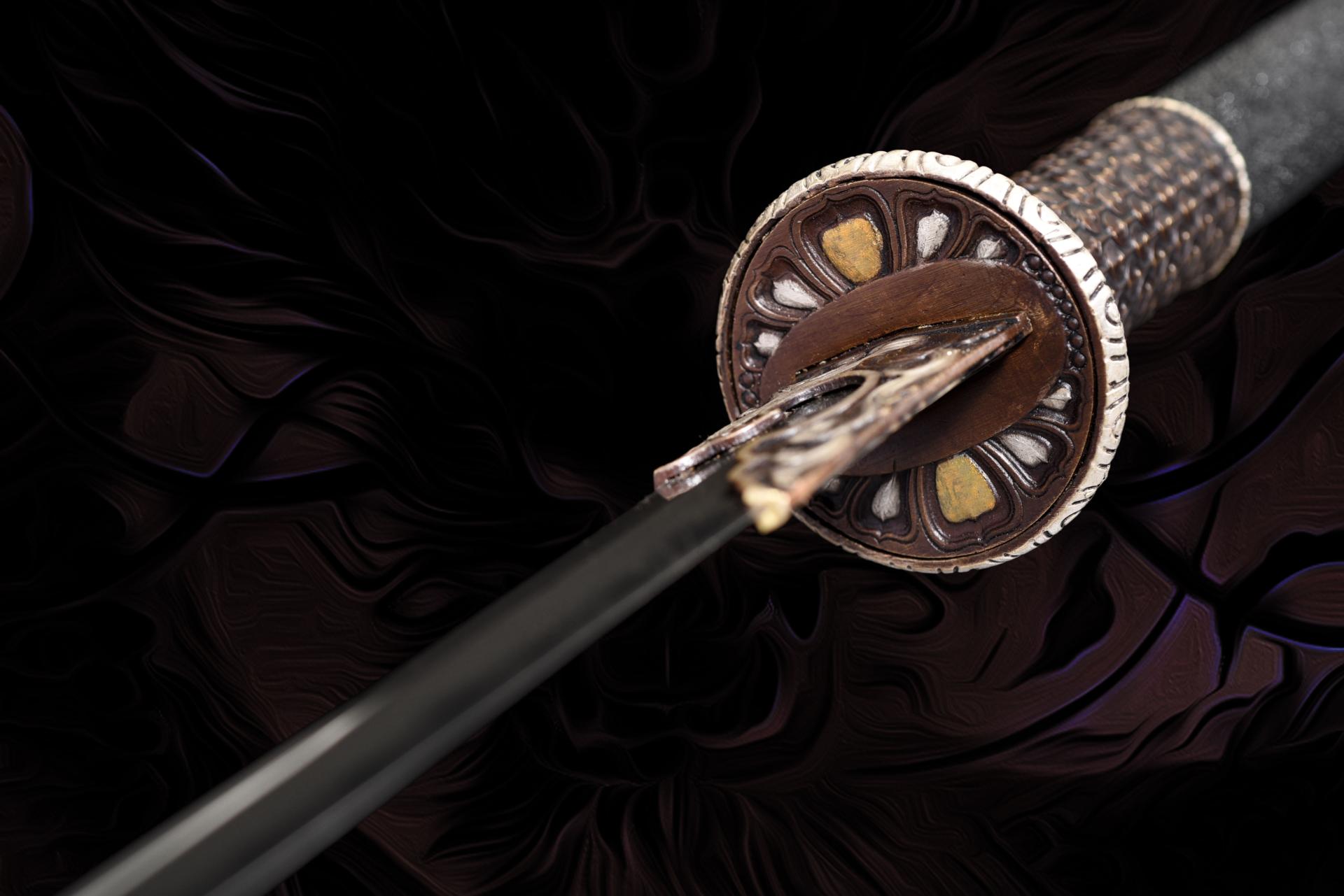 London Design Awards Winner - Longque Saber