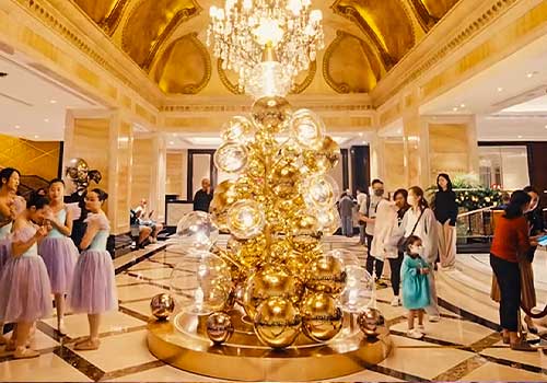 London Design Awards - The Langham Hong Kong Christmas Tree