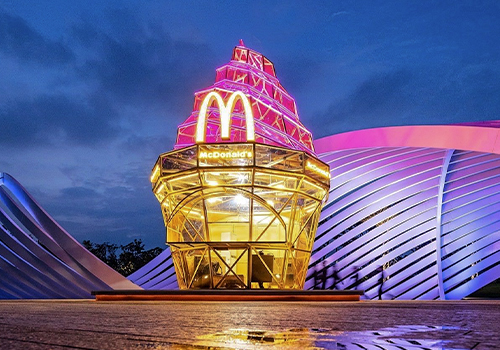 London Design Awards - ”McDonald's Three Brothers“ Pop-up Store China