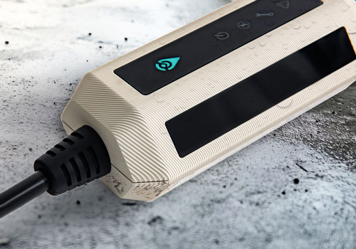 London Design Awards - EVLEI Series 3.5kW Portable EV Charger