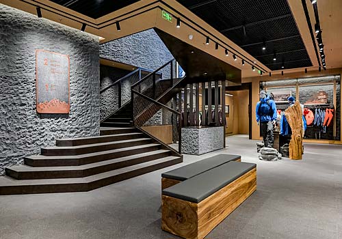 London Design Winner - ARC'TERYX & RNP - Arc’teryx Chongqing Starlight 68 Plaza Store