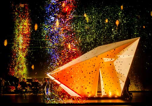 London Design Awards - Pursuing the Light Ahead-Into PAUL CHIANG