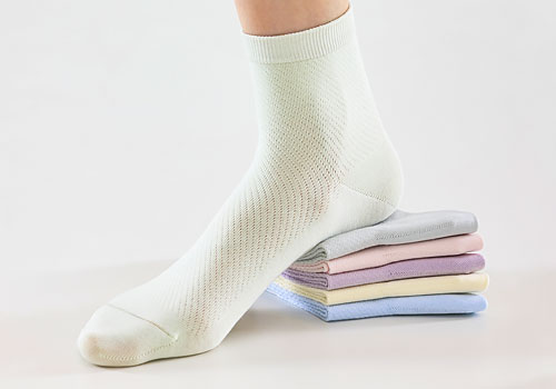 London Design Winner - Hangzhou Jiayou E-commerce Co., Ltd. - Scent Breathing Socks