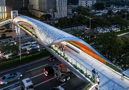 London Design Awards - Jinqi Bridge, Guangzhou, China
