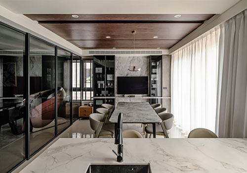 London Design Awards - Symphony of Materials – A Modern Family Home in Harmony