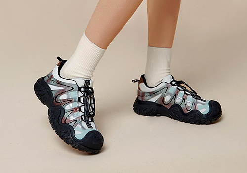 London Design Awards - Camel Aurora Chill-Mont Shoes