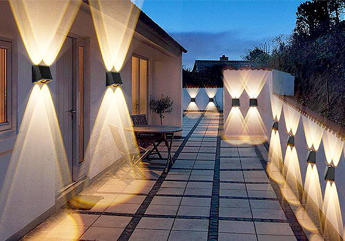 London Design Awards - Solar LED Fence Light
