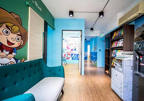 London Design Awards - Chromatic Canvas